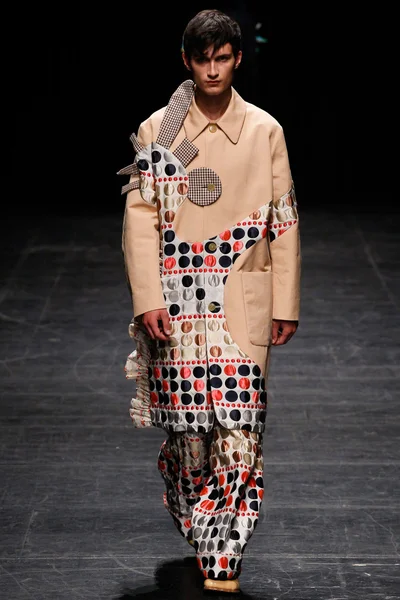 Look 4